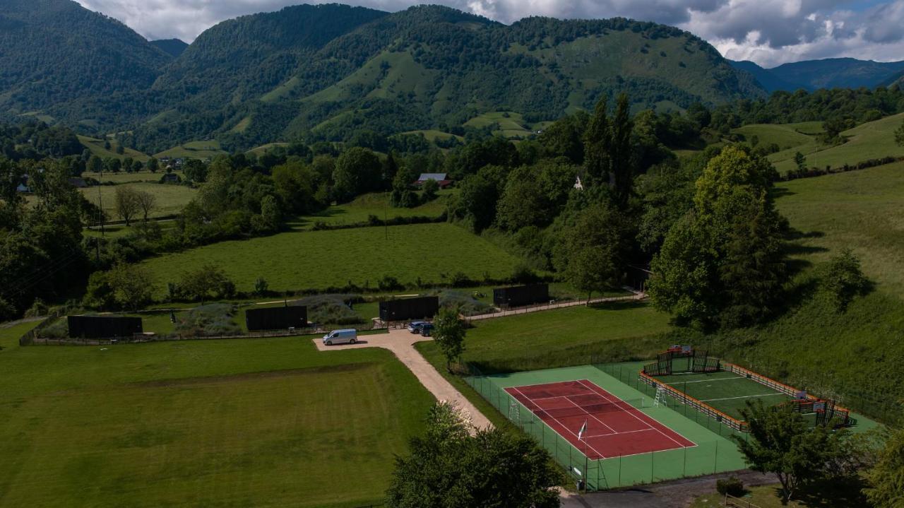 Kokoni K-Banes Posees Arette Kültér fotó